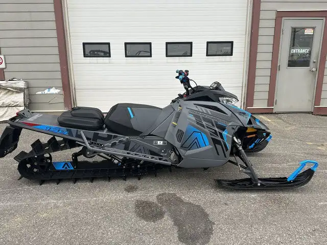 2022 Arctic Cat M 8000 Mountain Cat Alpha One 154/3.00" Electric in Snowmobiles in Strathcona County - Image 9