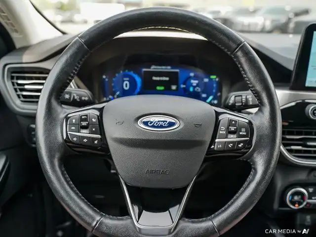 2021 Ford Escape Titanium Hybrid | Adaptive Cruise Control in Cars & Trucks in Windsor Region - Image 15