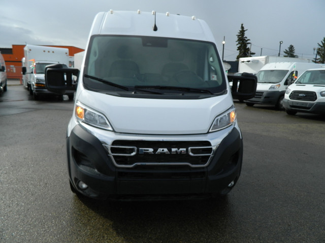 2023 Ram ProMaster 2500 ONLY 9 000 KMS FACTORY WARRANTY/ CARGO  in Cars & Trucks in Edmonton - Image 4