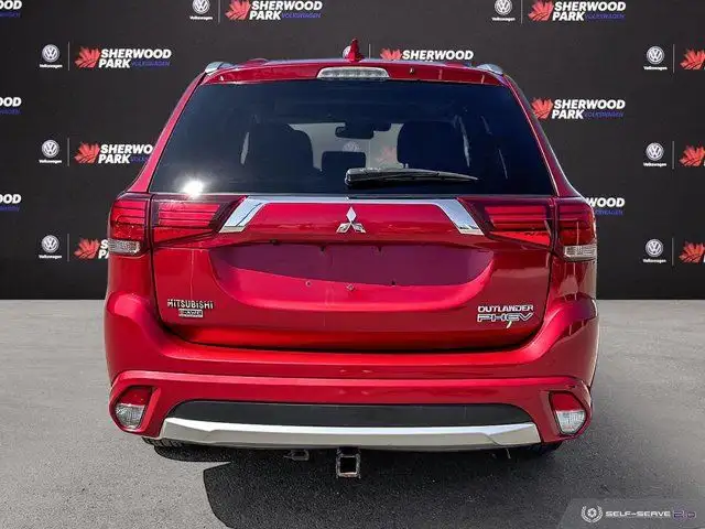 2018 Mitsubishi Outlander PHEV GT | LEATHER SEATS | SUNROOF in Cars & Trucks in Strathcona County - Image 6