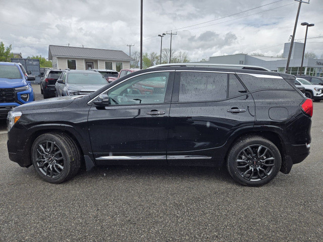 2024 GMC Terrain DENALI AWD 2024 GMC TERRAIN DENALI Black Diamon in Cars & Trucks in Oshawa / Durham Region - Image 3