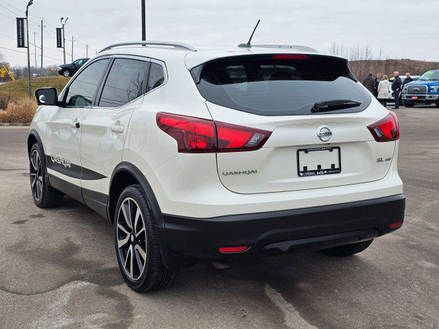 2017 Nissan Qashqai SL, AWD, Navi, Heated Seats, Remote Starter in Cars & Trucks in St. Catharines - Image 2