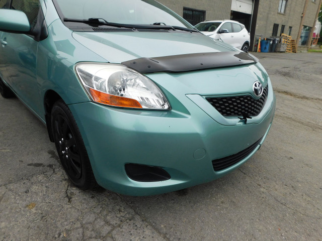 Toyota Yaris Automatique Air Climatisée Groupe Électrique 2010 dans Autos et camions  à Ville de Montréal - Image 4