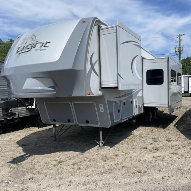 2015 OPEN RANGE 305BHS in Cargo & Utility Trailers in North Bay - Image 2