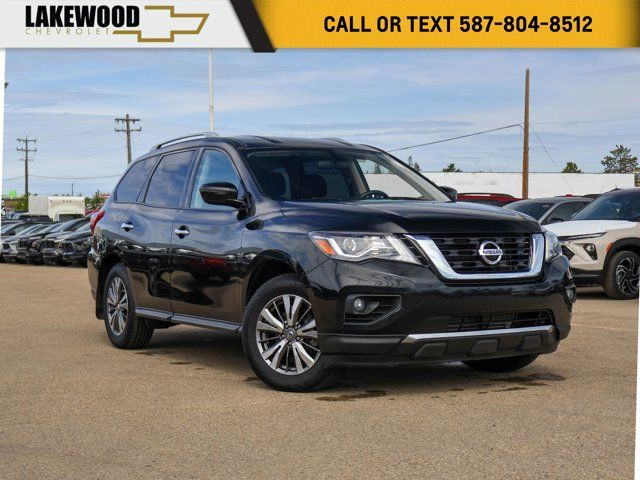 2020 Nissan Pathfinder SV 4x4 3.5L 7 Passenger in Cars & Trucks in Edmonton