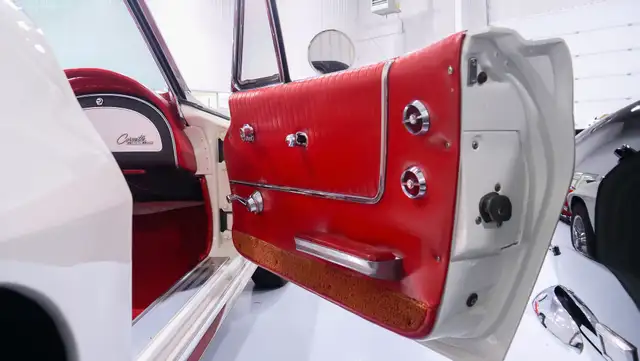 1964 Chevrolet Stringray Convertible in Classic Cars in London - Image 35