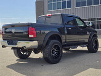 Your Grande Prairie Chrysler store just took in this vehicle! It is either in transit or freshly tra... (image 4)