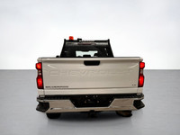 You will love the dynamic character of our used 2021 Chevrolet Silverado 2500 LT Crew Cab standard b... (image 3)