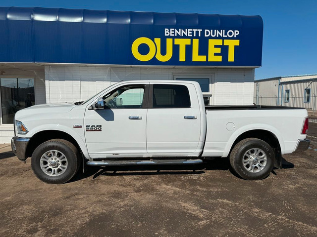  2015 Ram 2500 | LOADED | LOCAL TRADE | 2500 | 6.4 V8 in Cars & Trucks in Regina - Image 3