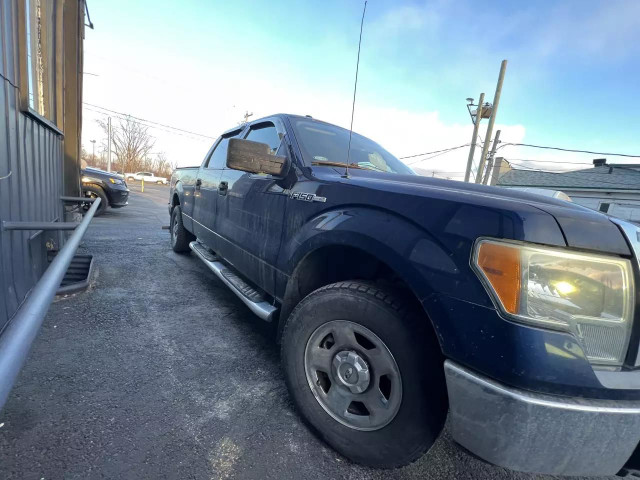 2010 FORD F-150 Xlt in Cars & Trucks in Laval / North Shore - Image 2