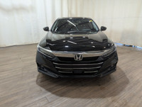 **PENDING** Purchased New, Serviced, and Traded at Wheaton Honda West! No Accidents, One Previous Ow... (image 1)