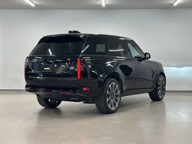 2023 Land Rover NEW RANGE ROVER P530 SE SWB Offre de location Pr in Cars & Trucks in City of Montréal - Image 9