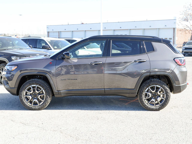 2024 Jeep Compass TRAILHAWK in Cars & Trucks in Calgary - Image 3