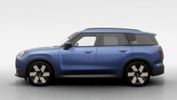 Le tout nouveau *MINI Countryman Cooper SE 2025* est aussi audacieux et aventurier que vous. Que vou... (image 3)