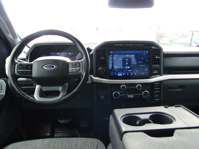 2021 Ford F-150 XTR PKG 4WD SUPERCREW 5.0L B.S.A/NAV/CAM/H.SEATS in Cars & Trucks in Calgary - Image 2