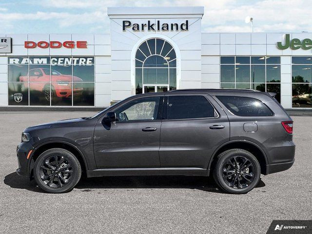 2024 Dodge Durango SXT AWD | Trailer Tow | Blacktop in Cars & Trucks in St. Albert - Image 2