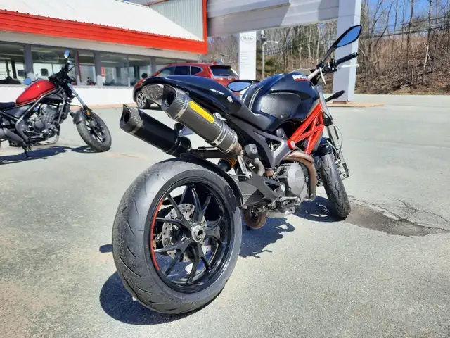 2011 Ducati MONSTER Monster 796 - Diamond Black Silk in Street, Cruisers & Choppers in Bridgewater - Image 11