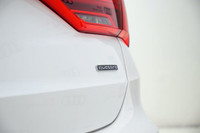 Get noticed in this beautiful Glacier White Metallic SUV! Treat yourself to the features you deserve... (image 8)