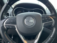 A wonderful 2021 Jeep Grand Cherokee! With SO much to offer including a sunroof, luxurious interior,... (image 5)