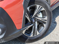 Vehicle Features Includes Convenience Key Features and Adds/Upgrades 17-inch aluminum-alloy wheels w... (image 9)