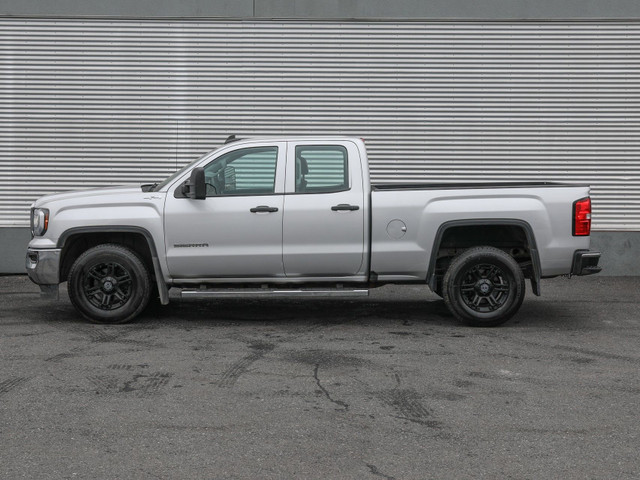 GMC Sierra 1500 2017 in Cars & Trucks in Longueuil / South Shore - Image 3