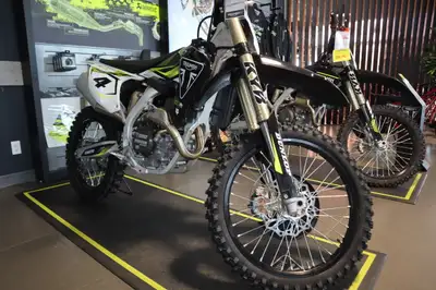 2025 Triumph TF 450-RC Edition Jet Black/Pure White BUILT TO DOMINATE – ENGINEERED TO WIN The All-Ne...