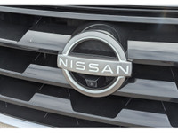 4WD, 13 Speakers, 3rd row seats: split-bench, Air Conditioning, Anti-whiplash front head restraints,... (image 9)