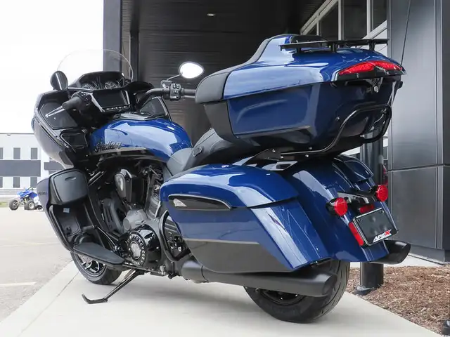 2024 Indian Motorcycle Pursuit Dark Horse with PowerBand Audio P in Street, Cruisers & Choppers in Cambridge - Image 6