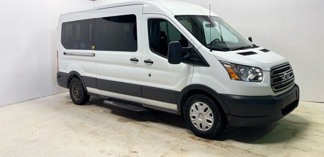2017 Ford Transit Wagon XLT | REVERSE CAMERA SYSTEM | CRUISE in Cars & Trucks in Regina - Image 2