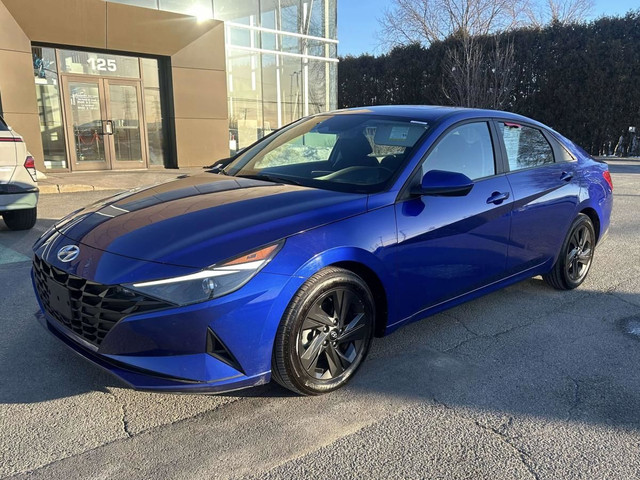2022 Hyundai Elantra Preferred Tech Toit Volant &amp; bancs chau in Cars & Trucks in Longueuil / South Shore - Image 3
