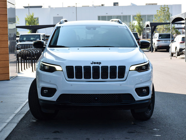  2023 Jeep Cherokee Altitude in Cars & Trucks in Calgary - Image 2