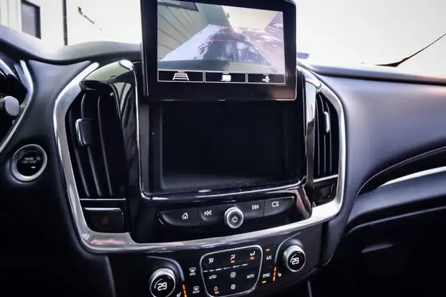 2021 Chevrolet Traverse LT Cloth • 7 PASSENGER • HEATED SEATS in Cars & Trucks in Ottawa - Image 22