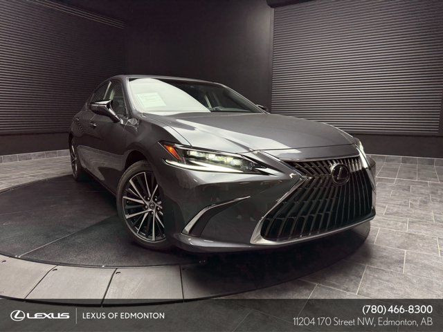 2024 Lexus ES 300H LUXURY PACKAGE in Cars & Trucks in Edmonton