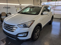  2015 Hyundai Santa Fe Sport FWD 4dr 2.4L**46329 KM --IMPECCABLE