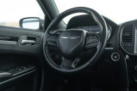 2022 CHRYSLER 300 S AWD COMES WITH ALPINE SOUND SYSTEM, PANORAMIC SUNROOF, LEATHER SEATS, APPLE CARP... (image 9)