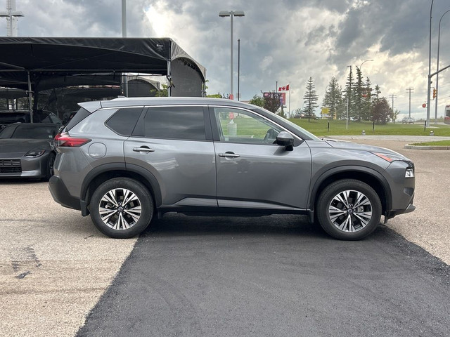 2023 Nissan Rogue AWD SV Moonroof - REMOTE STARTER / SUNROOF in Cars & Trucks in Calgary - Image 4