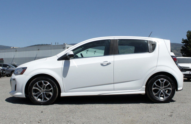 2017 Chevrolet Sonic in Cars & Trucks in Penticton - Image 4
