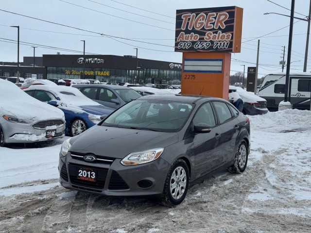 2013 Ford Focus SE, SEDAN, MANUAL, 4CYL, GREAT ON FUEL, AS IS in Cars & Trucks in London