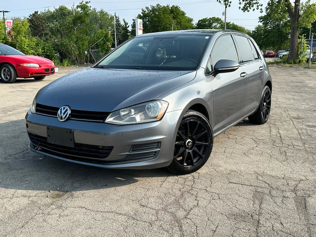 2016 Volkswagen Golf TSI S I 5 SPEED MANUAL in Cars & Trucks in Hamilton