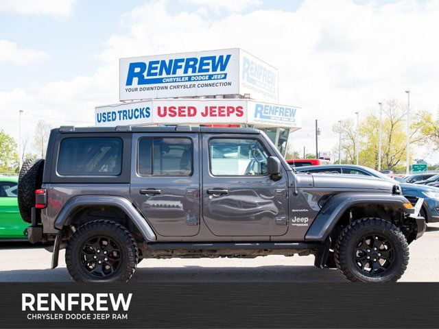 2019 Jeep Wrangler Unlimited Sahara, Loaded!! Leather, NAv in Cars & Trucks in Calgary