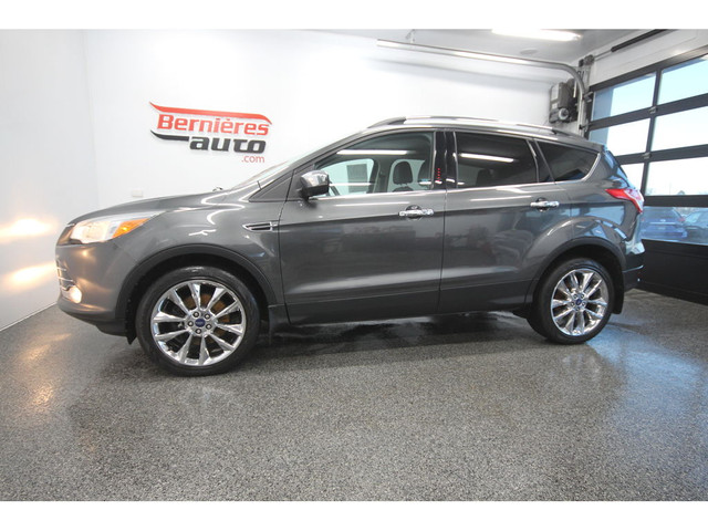  2016 Ford Escape SE / 2.0 ECOBOOST / AWD in Cars & Trucks in Lévis