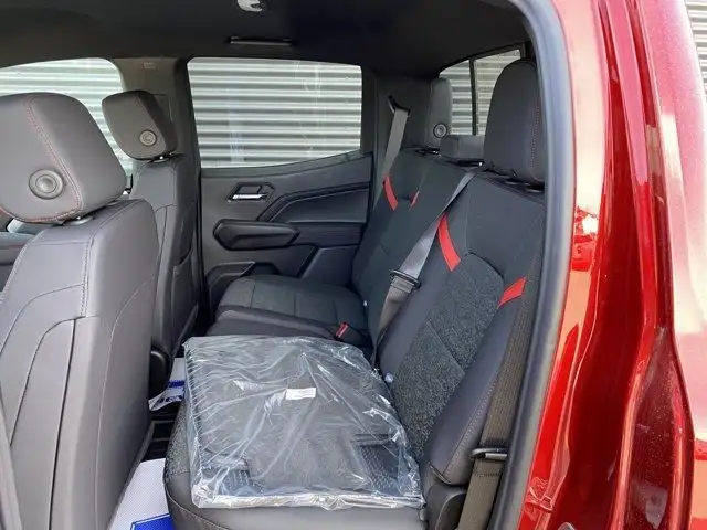2025 Chevrolet Colorado 4WD Z71 dans Autos et camions dans Red Deer - Image 14