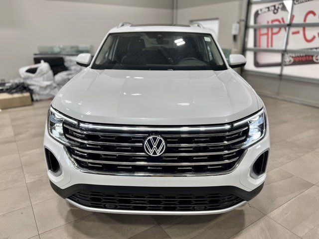 2024 Volkswagen Atlas Highline AWD | Panoramic Roof in Cars & Trucks in Edmonton - Image 4