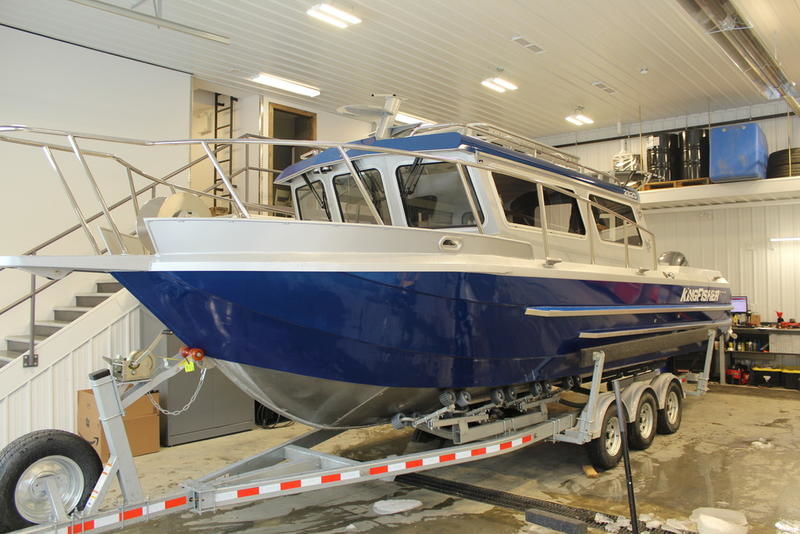 2023 KingFisher 2825 Destination Offshore Powerboats & Motorboats