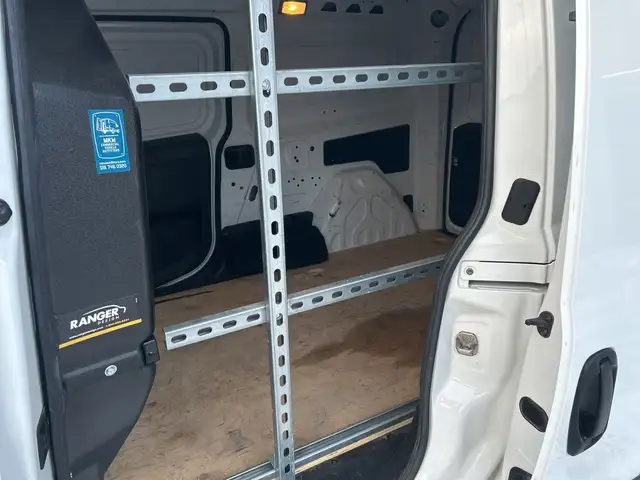 2021 Ram ProMaster City SLT dans Autos et camions dans Ottawa - Image 15