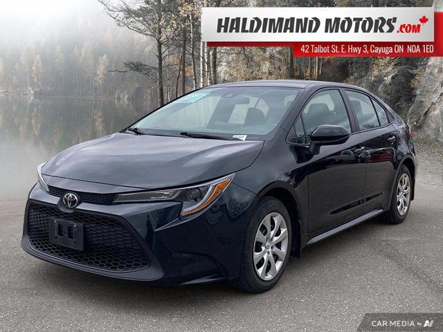 2020 Toyota Corolla LE in Cars & Trucks in Hamilton