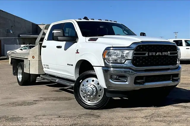 2023 Ram Ram 5500 4wd Crewcab Slt in Cars & Trucks in Edmonton - Image 34