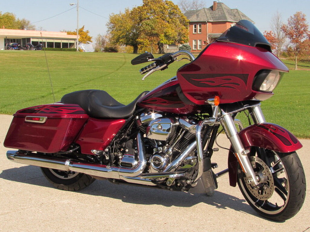  2017 Harley-Davidson FLTRXS Road Glide Special 107 Motor, Deep  in Touring in Leamington