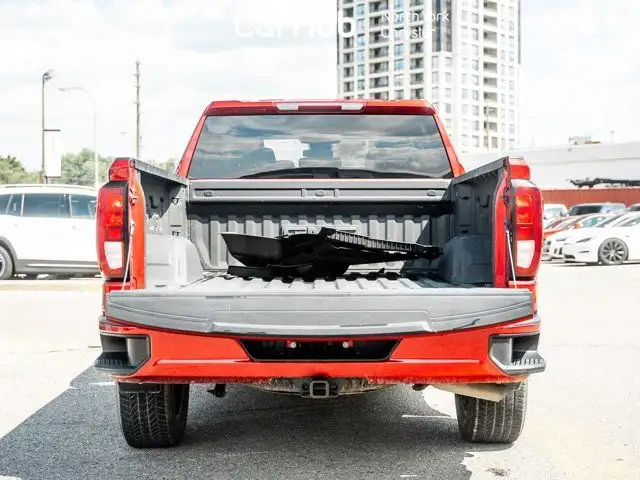 2023 GMC Sierra 1500 Elevation 157'' 20'' Wheels 13.4'' Screen in Cars & Trucks in City of Toronto - Image 15