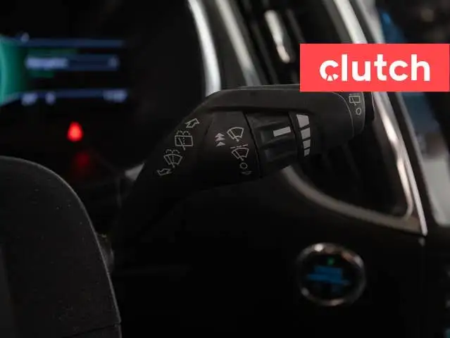 2018 Ford Edge Titanium w/ Apple CarPlay & Android Auto, Nav, Pa in Cars & Trucks in Bedford - Image 30